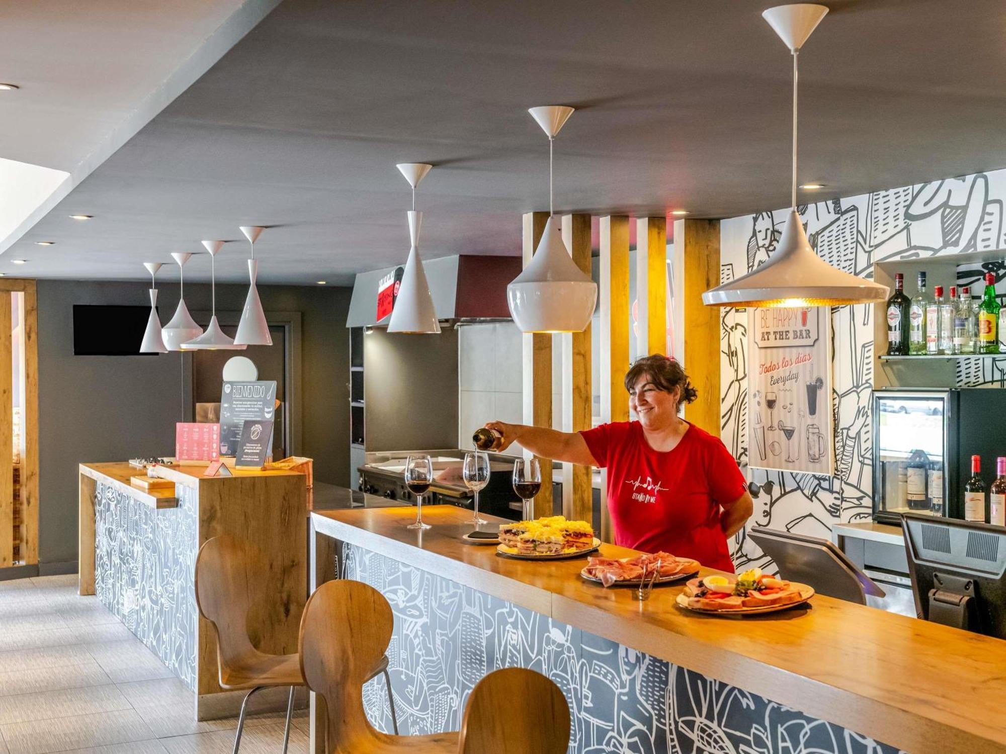 Ibis Bilbao Barakaldo Exterior foto